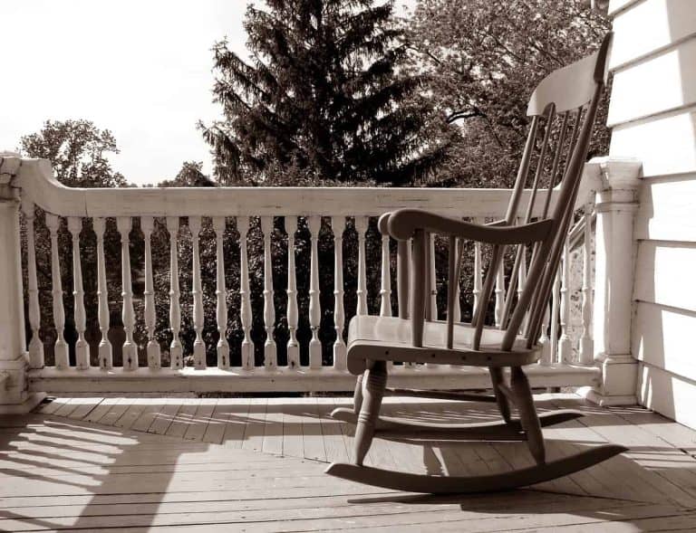 Identification Antique Rocking Chair Styles: Are Old Rocking Chairs Worth Anything? (1800, 1900, Wooden)