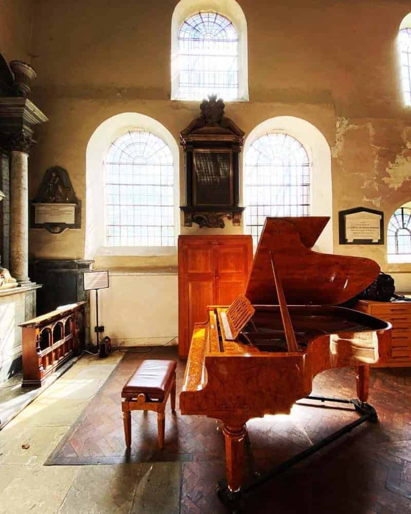 Grand Pianos