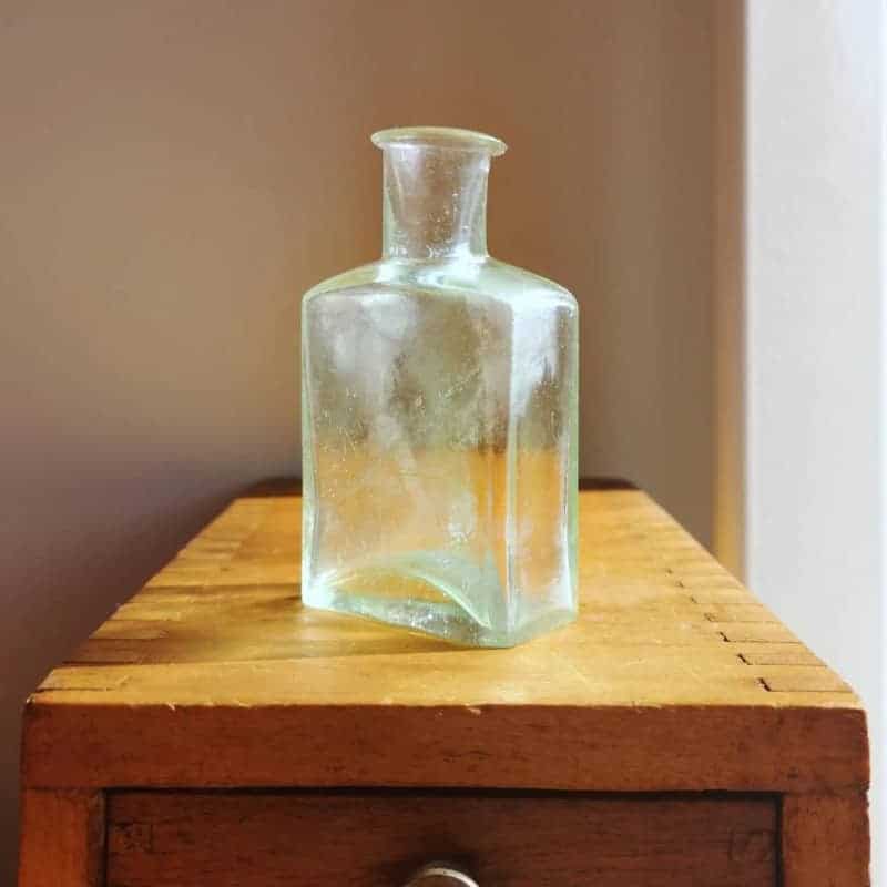 Pontil Scar on Glass Decanters