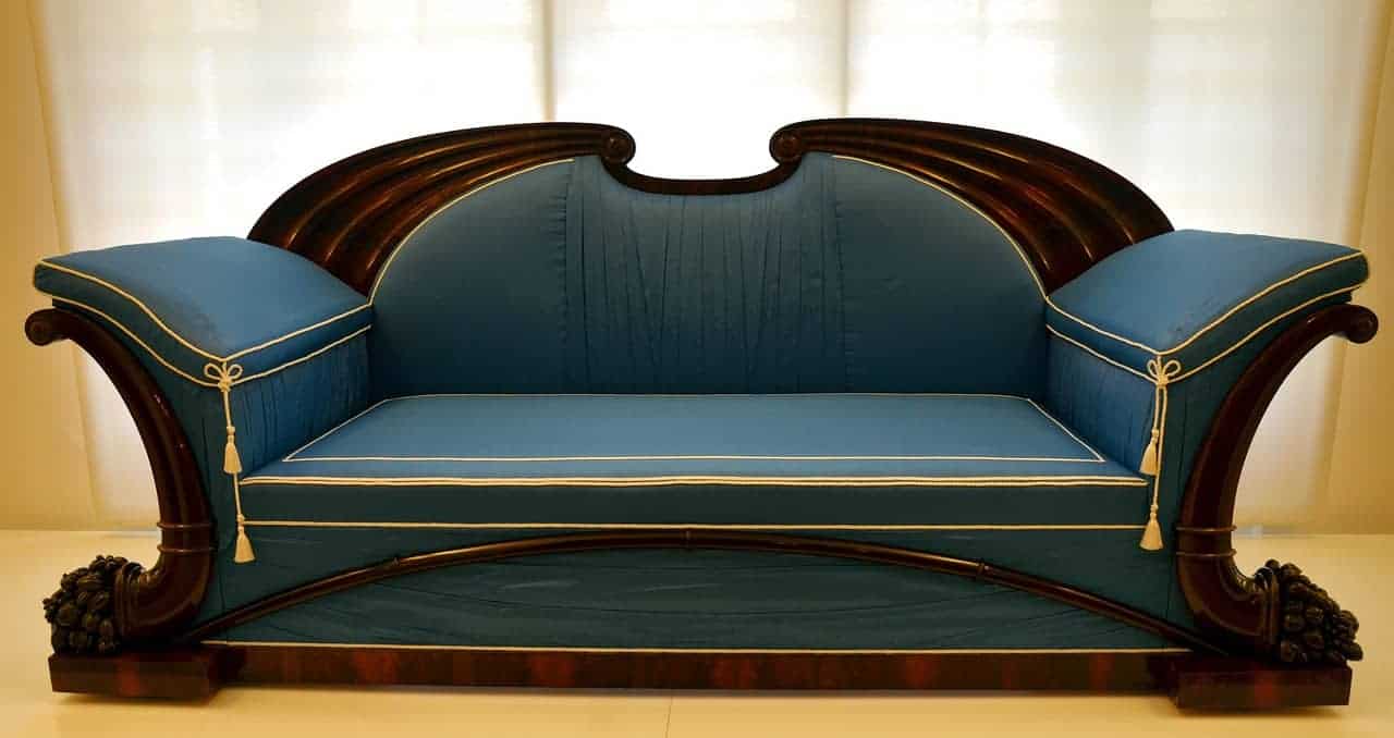 Valuing Couches, Sofas and Armchairs