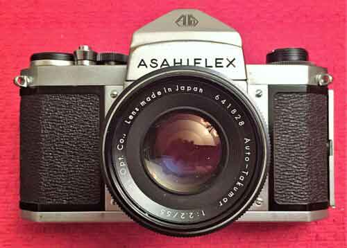 COLLECTORS RARE ASAHIFLEX PENTAX H2 w/RARE f/2.2 55MM AUTO-TAKUMAR MINTY