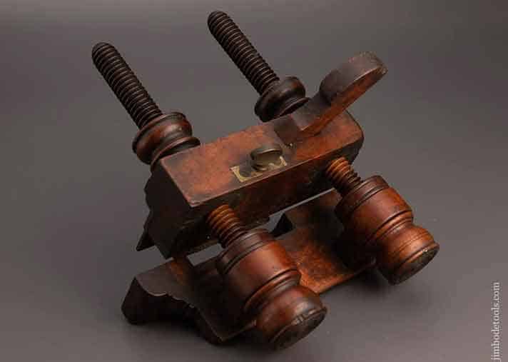 Carpenter wood planes