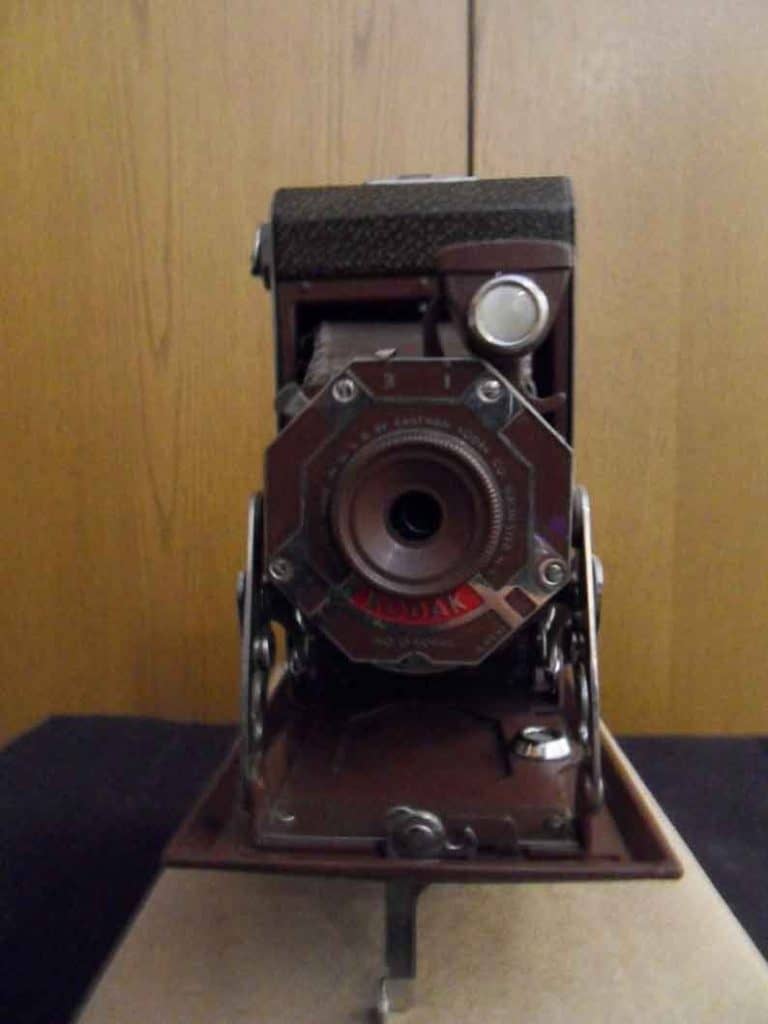 Vintage KODAK BROWN Pocket Six-20 - MODEL 0 - Very Rare