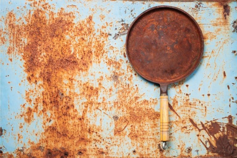 How to Clean Rust Off Antique Cast Iron?